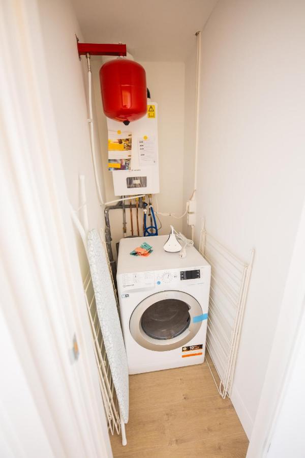 Happily 2 Bedroom Serviced Apartment 75M2 -Nb306H- Rotterdam Zewnętrze zdjęcie