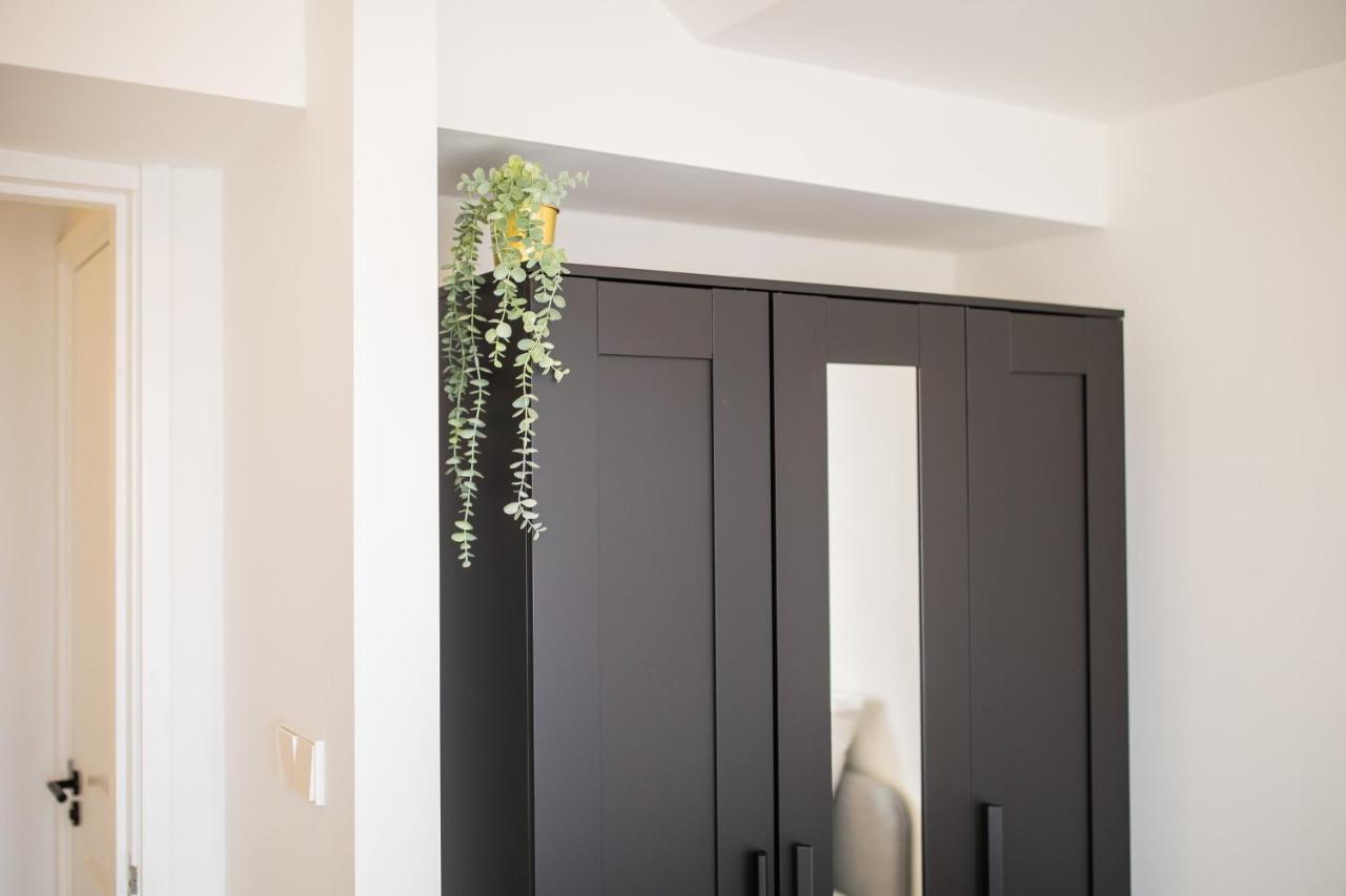 Happily 2 Bedroom Serviced Apartment 75M2 -Nb306H- Rotterdam Zewnętrze zdjęcie